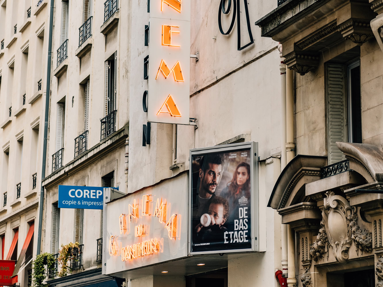 English cinema in Paris