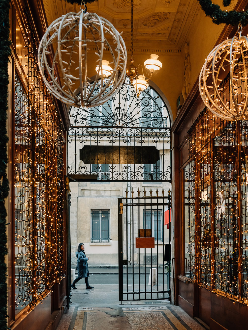 Enchanting Christmas Windows in Paris - Paris Perfect